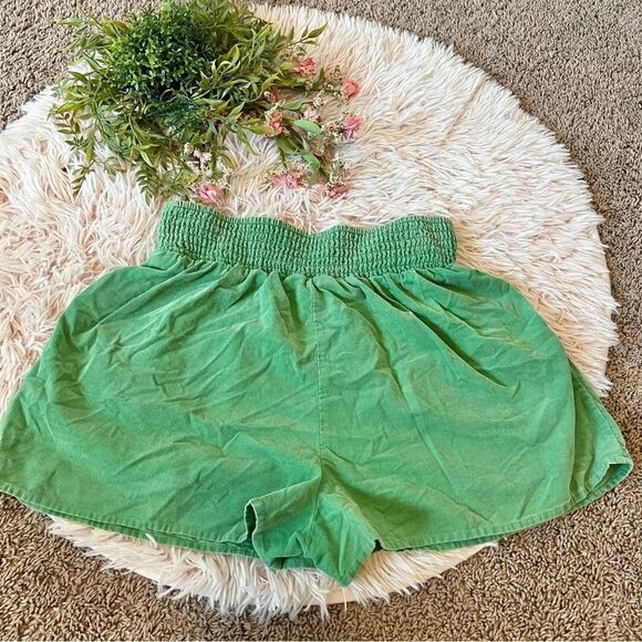 Stitch & Pine Green Corduroy Pull On High Waisted Shorts Sz M Tennis Prep - Picture 8 of 8